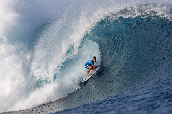Surf : reportées à cause de la météo, les épreuves des JO 2024 se déroulant à Tahiti seront visibles en France dès ce soir