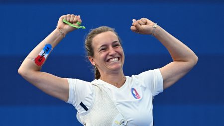 Tir à l’arc : « Cette médaille, pour moi, elle vaut de l’or », apprécie Lisa Barbelin, le bronze de l’épreuve individuelle