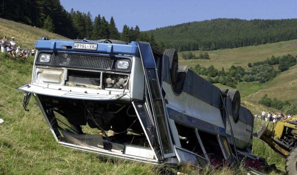 Un bus de pèlerins pakistanais prend feu en Iran : au moins 28 morts et 23 blessés dans l’accident