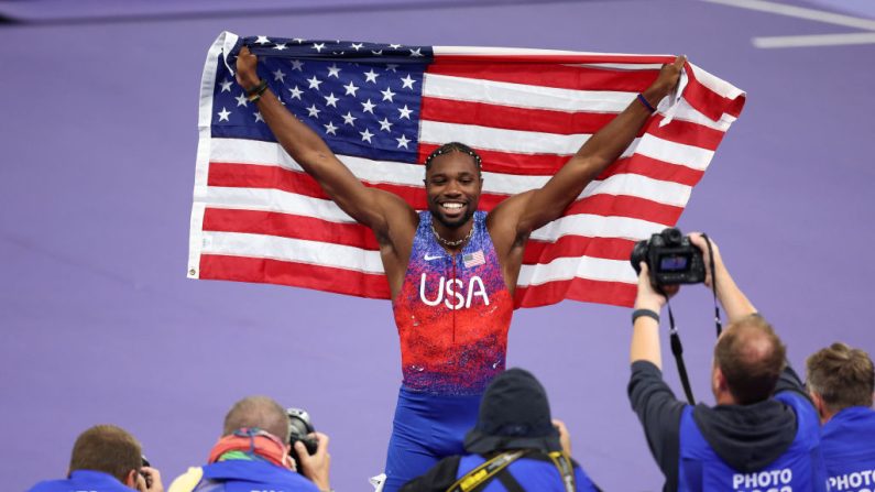 "Je n'avais pas l'impression d'avoir gagné cette course", a déclaré l'Américain Noah Lyles, sacré champion olympique du 100 m sur le fil. (Photo : Alex Pantling/Getty Images)