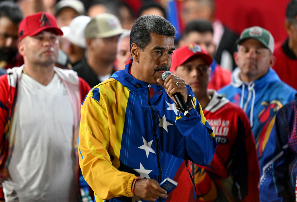 Maduro arrête 2000 manifestants vénézuéliens et promet la "peine maximale"