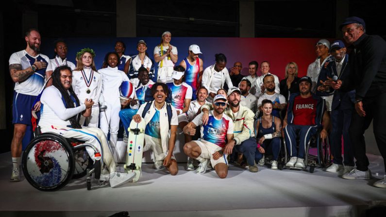 Le Coq Sportif a équipé la délégation française lors des JO de Paris 2024. (Photo ANNE-CHRISTINE POUJOULAT/AFP via Getty Images)