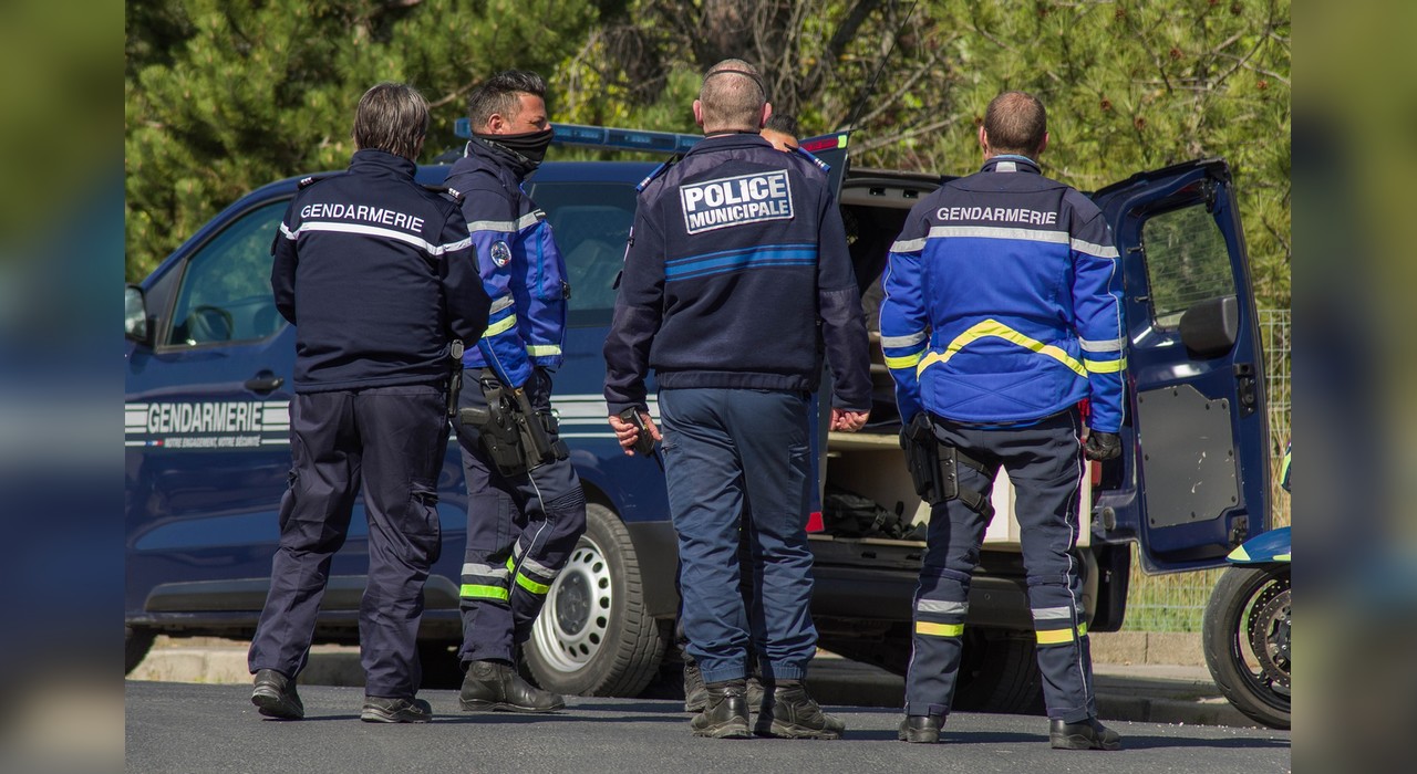 Ardennes : un homme diagnostiqué schizophrène et "menaçant" tué par un gendarme