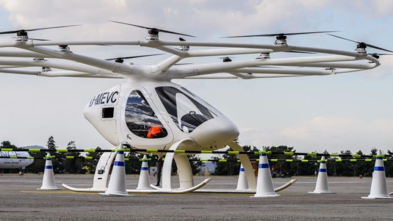 Le taxi volant de la société allemande Volocopter (ANTHONY WALLACE/AFP via Getty Images)