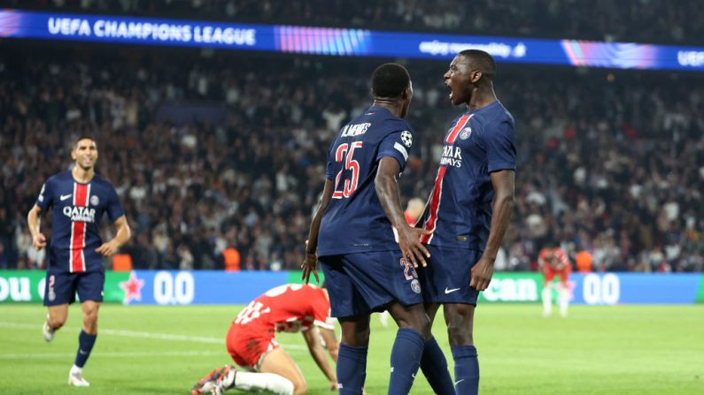 Longtemps frustré et imprécis, le Paris SG a arraché in extremis un précieux succès contre le Petit Poucet Gérone (1-0), mercredi au Parc des Princes pour son premier match de Ligue des champions. (Photo : FRANCK FIFE/AFP via Getty Images)