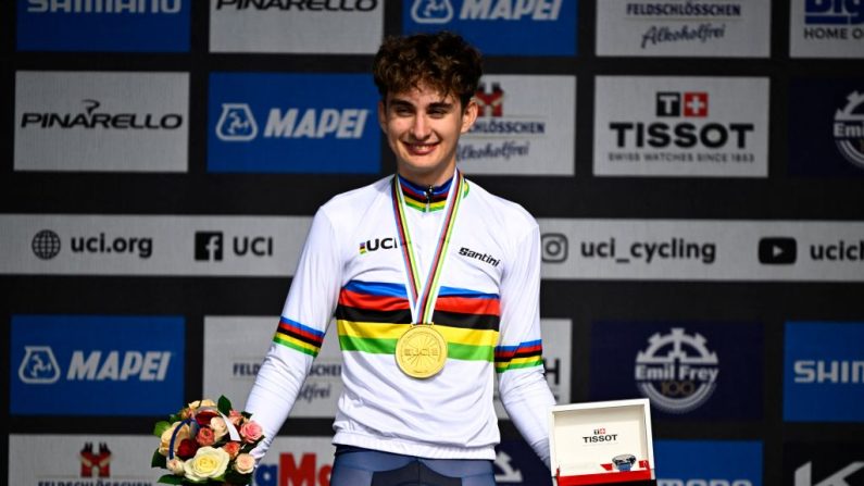 Paul Seixas est devenu le premier Français à remporter le contre-la-montre de championnats du monde juniors, à la veille de ses 18 ans, un titre prometteur avant son passage chez les professionnels. (Photo : JASPER JACOBS/BELGA MAG/AFP via Getty Images)