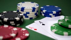 La Rochelle: un organisateur de tournois de poker clandestins tué par balle