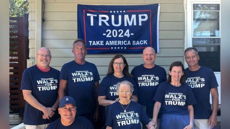 Des membres de la famille du candidat démocrate à la vice-présidence Tim Walz affichent leur soutien à l'ancien président Donald Trump. Avec l'aimable autorisation de Charles W. Herbster