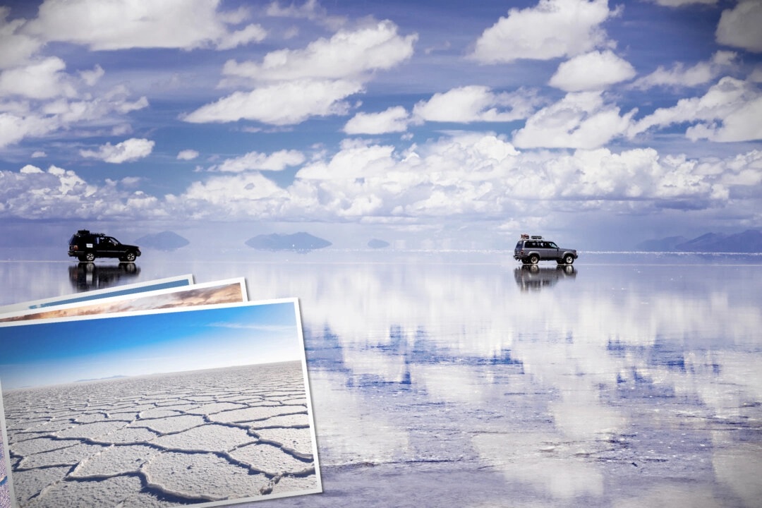 Le plus grand salar du monde se transforme en miroir géant et reflète les nuages sur des kilomètres