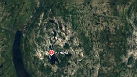 Un Canadien repère un mystérieux trou sur Google Maps : un probable cratère géant de météorite selon les spécialistes