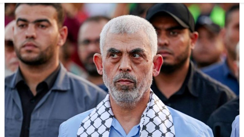 Yahya Sinwar, ancien chef du Hamas, participe à un rassemblement dans la ville de Gaza, le 1er octobre 2022. (Mahmud Hams/AFP via Getty Images)