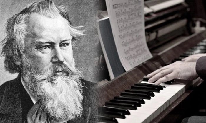 Johannes Brahms, compositeur de la berceuse probablement la plus célèbre au monde. À g. : (Shutterstock | Oleg Golovnev), à dr. : (Illustration | pixabay)