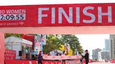 Marathon de Chicago : Chepngetich pulvérise le record du monde, de presque deux minutes