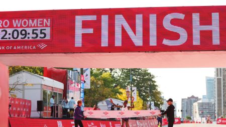 Marathon de Chicago : Chepngetich pulvérise le record du monde, de presque deux minutes