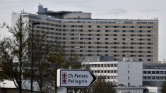 Une plaque du plafond s’effondre sur une jeune maman venant d’accoucher au CHU de Bordeaux