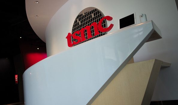 TSMC (Taïwan) cesse ses livraisons à un client après la découverte de ses semi-conducteurs chez Huawei (Chine)