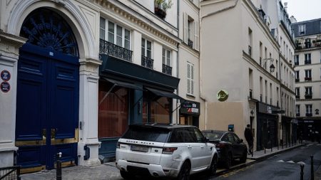 SUV à Paris : les tarifs de stationnement explosent à partir de ce mardi