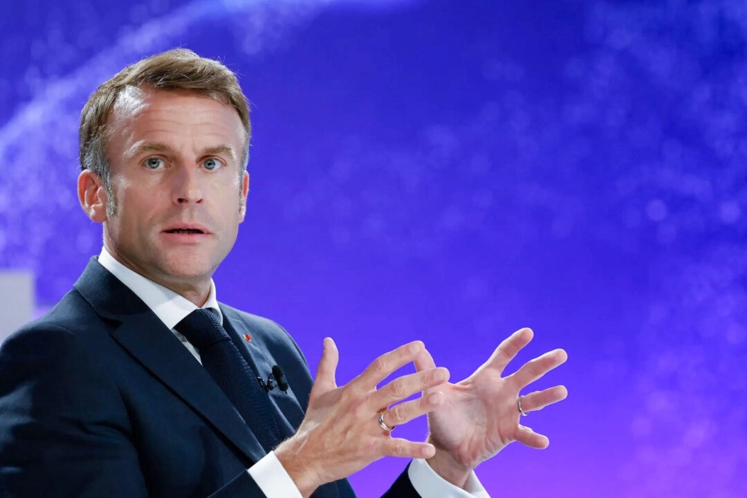 Macron prévient que l'UE "pourrait mourir" d'ici trois ans par excès de réglementations, de charges sociales et de sous-investissements