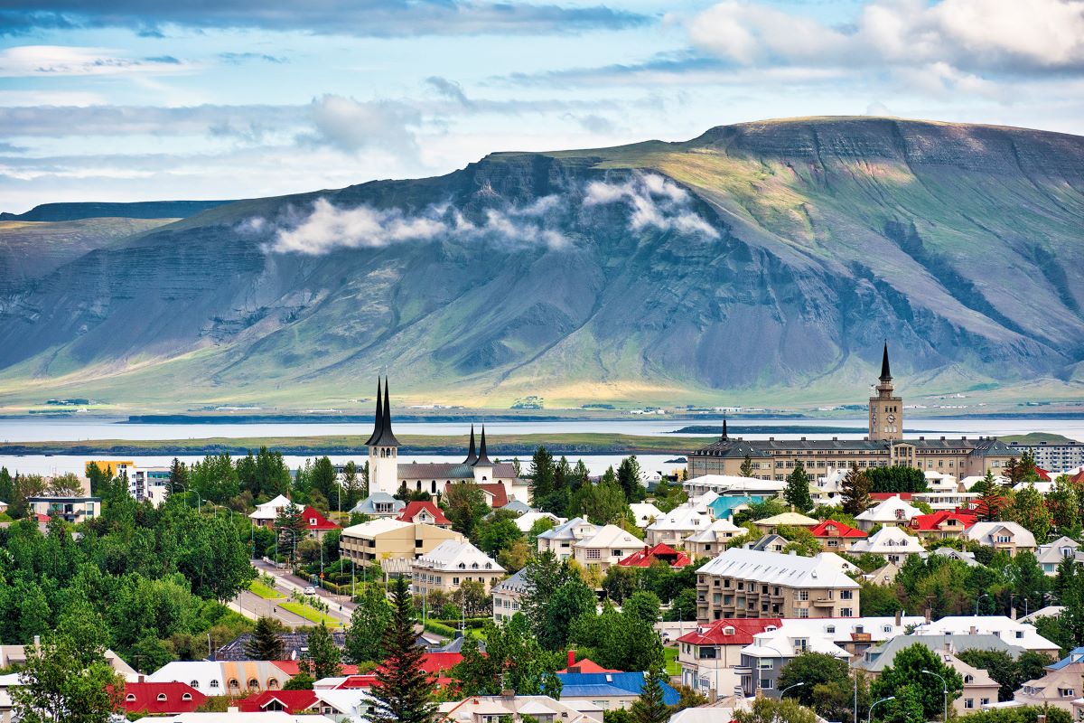 Entre le feu et la glace : vingt-quatre heures à Reykjavik