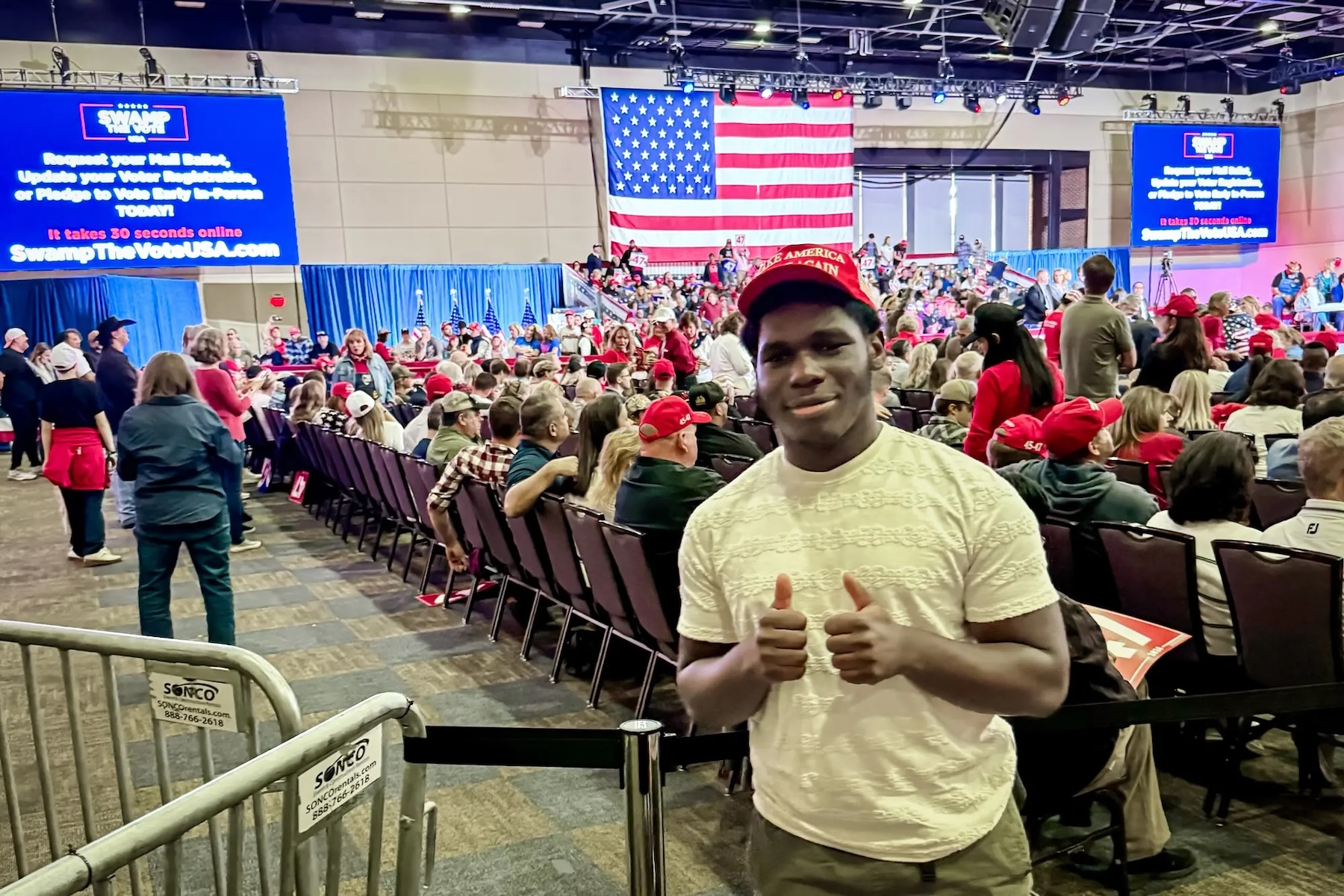 Donald Trump en passe de remporter le vote populaire, une première en 20 ans pour un républicain