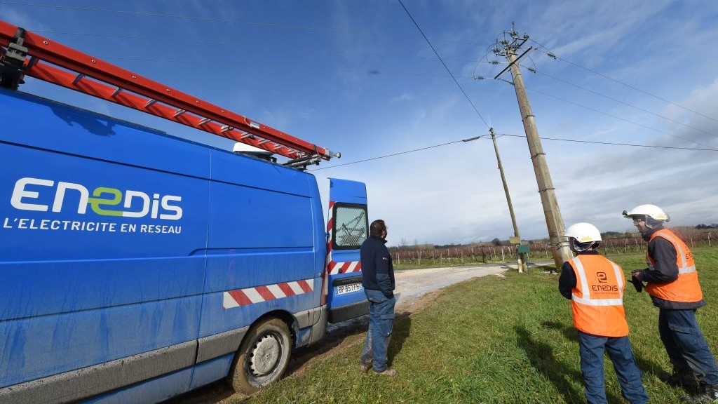 Tempête Caetano : 10.000 foyers demeurent sans électricité dimanche matin