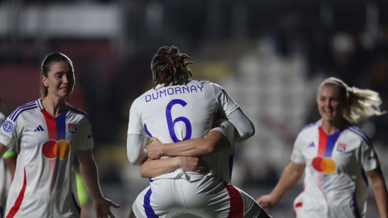 Lyon a pris la tête du groupe A de la Ligue des champions de football féminin après avoir battu mercredi l'AS Rome (3-0), grâce notamment à un doublé de Melchie Dumornay. (Photo : Paolo Bruno/Getty Images)