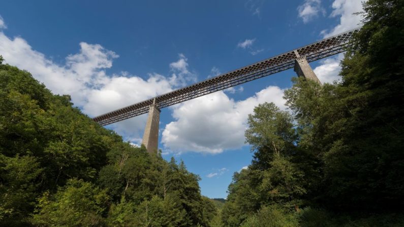 Le Viaduc des Fades, le 29 août 2019. Il figurait sur la liste du "Loto du Patrimoine". (Photo : THIERRY ZOCCOLAN/AFP via Getty Images)