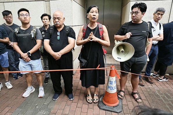 Hong Kong : lourdes peines de prison pour 45 militants prodémocratie condamnés pour "subversion"