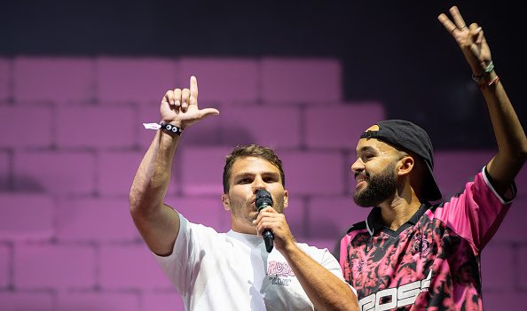 « Tout le monde parle de Dupont, moi je voulais parler d’Antoine » : l’hommage touchant du rappeur Oli au rugbyman