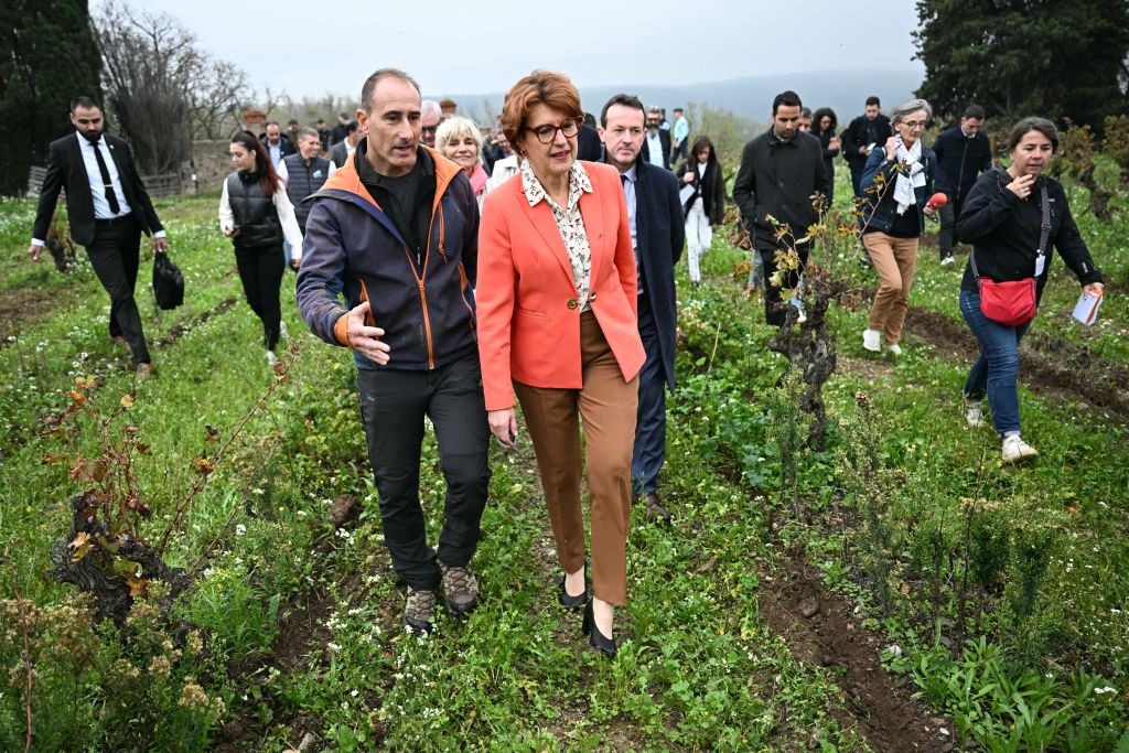 Agriculture en difficulté : prêts, irrigation, la ministre détaille les aides faites aux agriculteurs