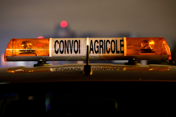 Pas de blocage d'autoroute mais des "feux de la colère" : les agriculteurs lancent ce lundi "l'acte 2"