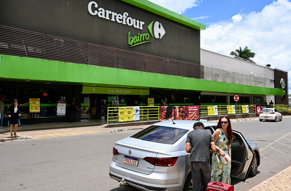 UE-Mercosur : menacé de boycott, Carrefour a présenté ses "excuses" au gouvernement brésilien