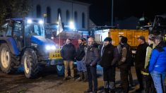 Protestation d’agriculteurs : une dizaine de tracteurs barrent l’accès au port de Port-la-Nouvelle