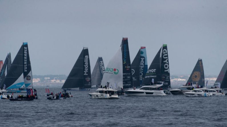 "Tout est réuni pour battre le record" du Vendée Globe, a estimé auprès de l'AFP le navigateur Armel Le Cléac'h. La course est partie dimanche des Sables-d'Olonne pour sa 10e édition. (Photo : MAGALI COHEN/Hans Lucas/AFP via Getty Images)