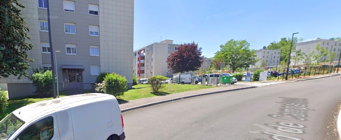 Isère : un homme de 66 ans poignardé à mort par sa femme après "une altercation"