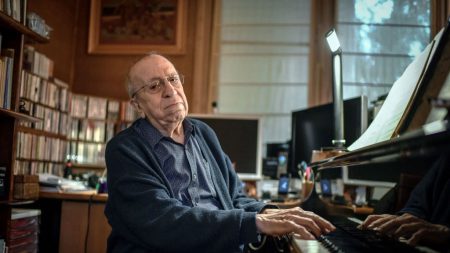 Décès à 97 ans du pianiste Martial Solal, roi de l’improvisation et grand nom du jazz