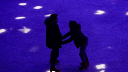 Cannes : un père de famille poignardé pour avoir défendu sa fille de 7 ans, bousculée à la patinoire