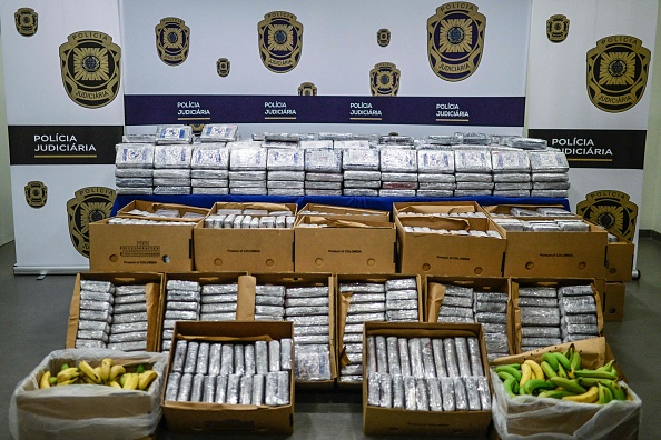 Portugal : près de 3,5 tonnes de cocaïne saisies dans une cargaison de bananes