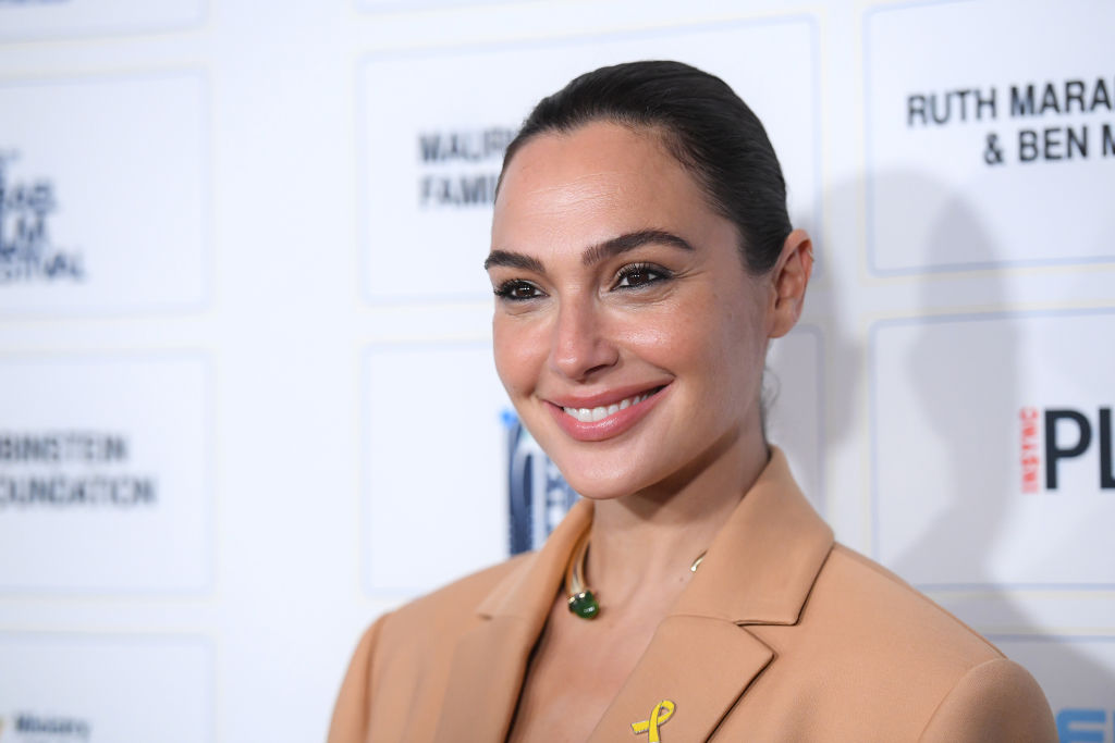 "Je voulais vivre" : Gal Gadot a souffert d'un "énorme caillot de sang dans le cerveau" pendant sa grossesse