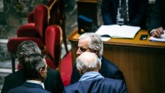 Censure : après avoir reçu Michel Barnier, Emmanuel Macron va s’entretenir avec les présidents des chambres parlementaires