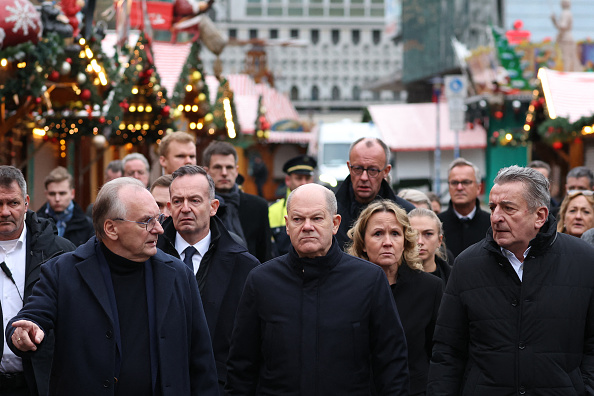 Attaque en Allemagne : le bilan s'alourdit à 5 morts et plus de 200 blessés, Olaf Scholz sur les lieux