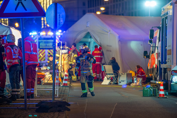 Attentat en Allemagne : une voiture a foncé sur la foule dans un marché de Noël, un suspect arrêté