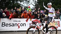 Van der Poel, invincible, s’impose en Coupe du monde à Besançon