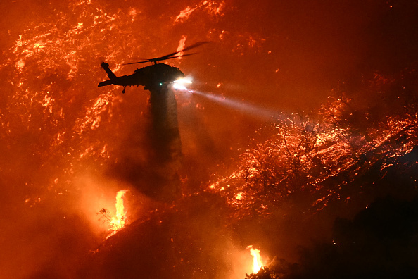 Incendies à Los Angeles : les images apocalyptiques d'une catastrophe dont le bilan grimpe à 16 morts