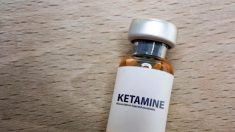 La FDA des États-Unis approuve un spray nasal dérivé de la kétamine pour le traitement de la dépression sévère